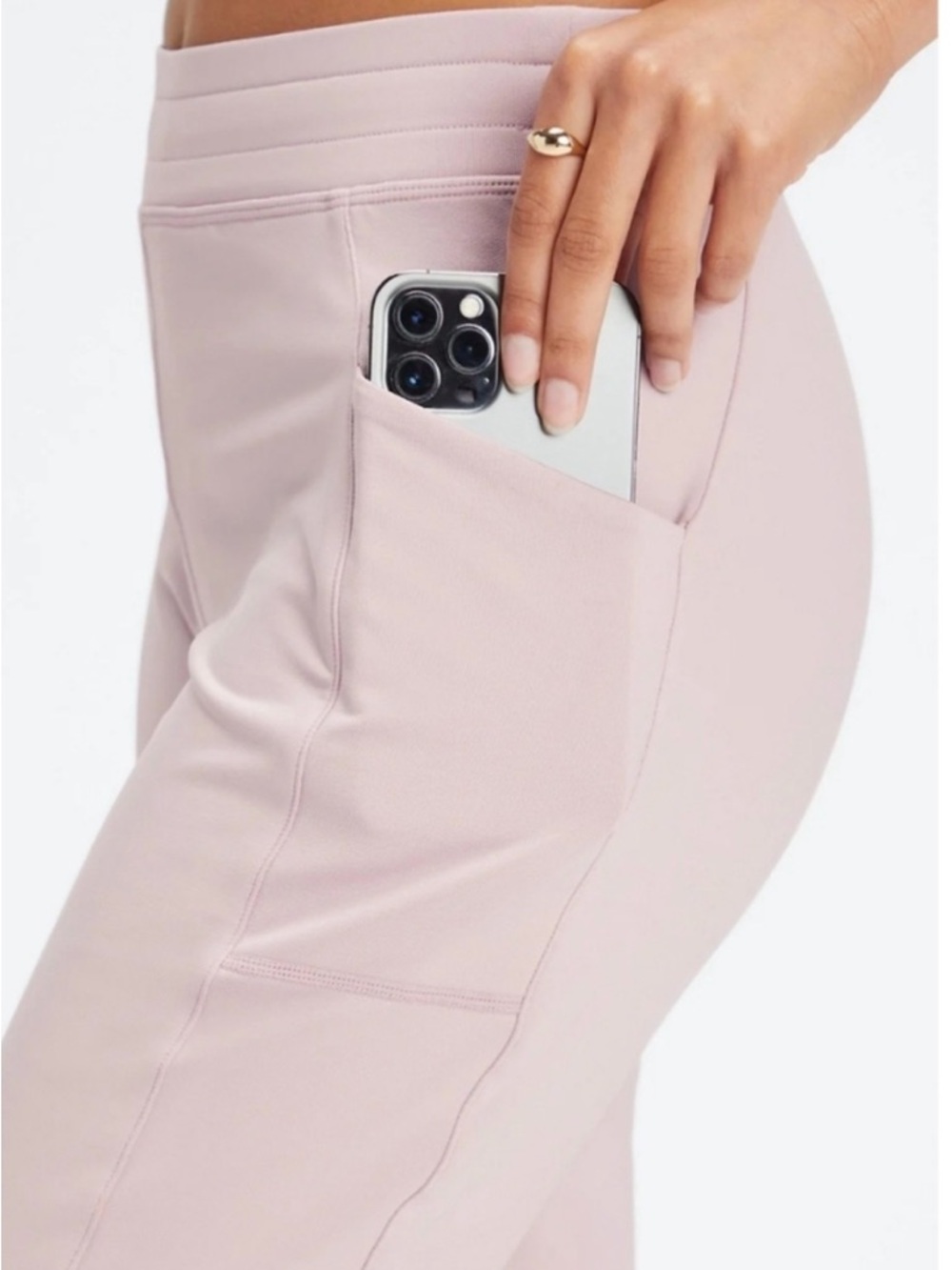 Fabletics On The Go Cold Weather Jogger
Size Medium